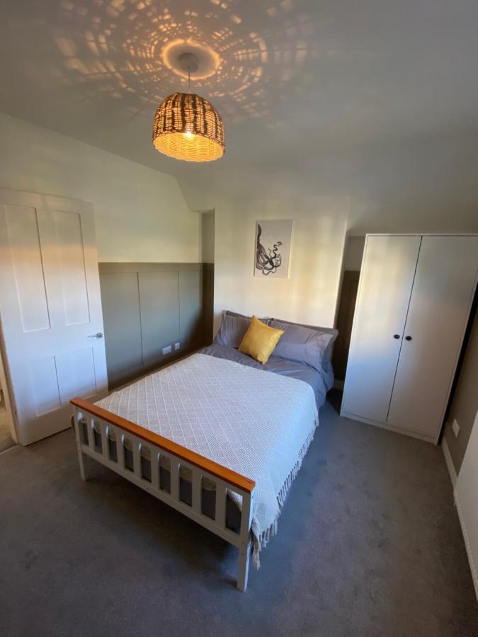 رذينج Stylish 2 Bedroom Cottage, Close To Town Centre المظهر الخارجي الصورة